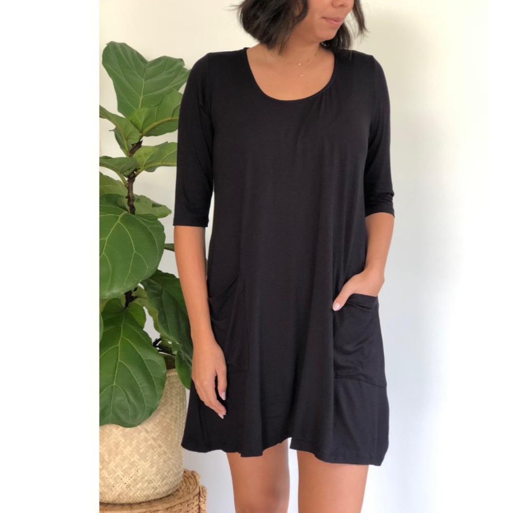 ❌SOLD❌ NWOT Ava Sky Dress Shaw